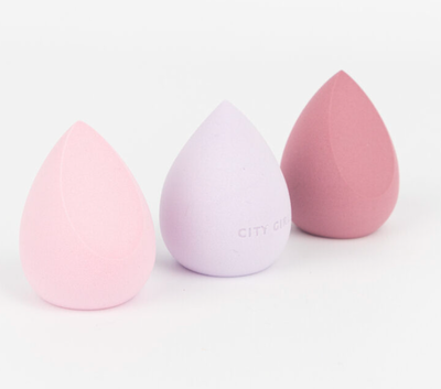 Esponja biselada para aplicar maquillaje