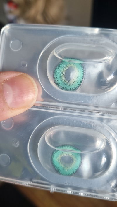 Lentes de contacto verdes