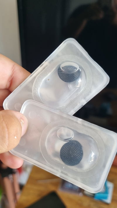 Lentes de contacto black blind