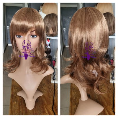 Peluca castaña cobriza con ondas