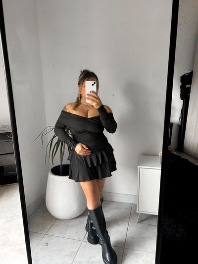 Vestido cruz mini volados 