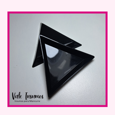Recipiente triangular 