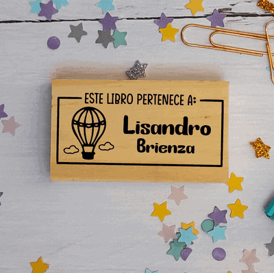 Este Libro Pertence A: (globo)