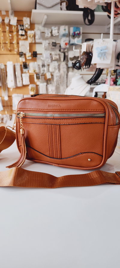 BANDOLERA CIERRE METALICO SUELA