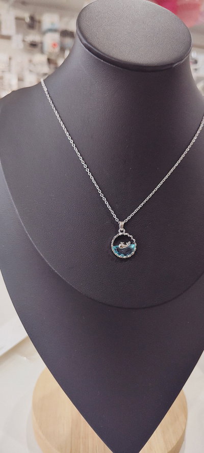 CADENA AQ CON DIJE BALLENA 