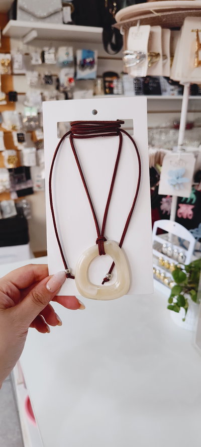 CHOKER CHOKO DIJE IRREGULAR CRUDO