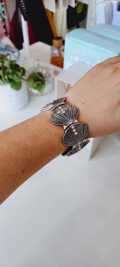 PULSERA ELASTIZADA METALIZADA OSTRAS