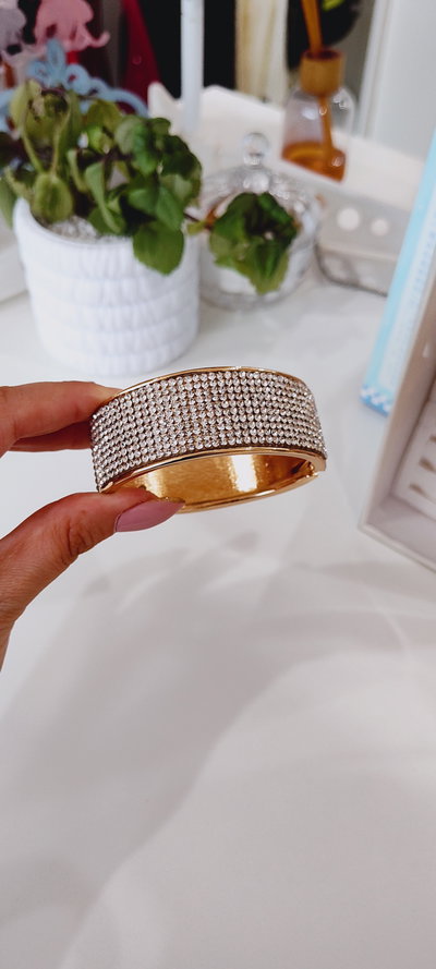 PULSERA ANCHA DE METAL STRASS