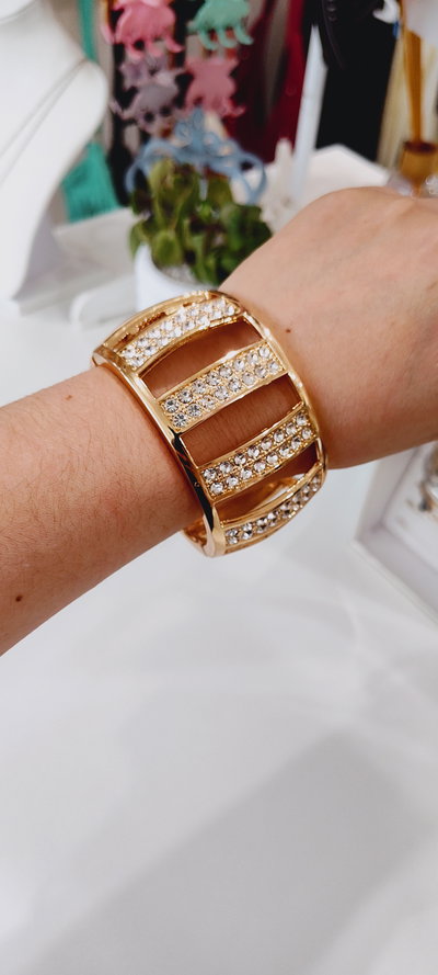 PULSERA METALIZA CALADA CON STRASS