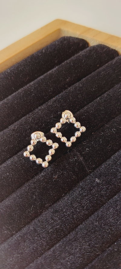 Aros AQ rombos con bolitas