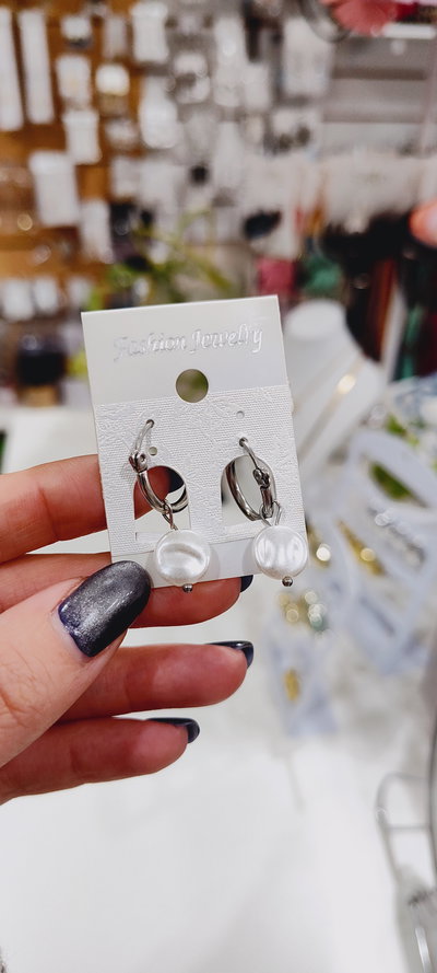 Argolla AQ perlas colgantes CHATA