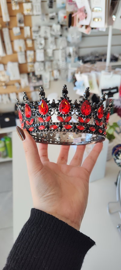 CORONA REDONDA NEGRA Y ROJA