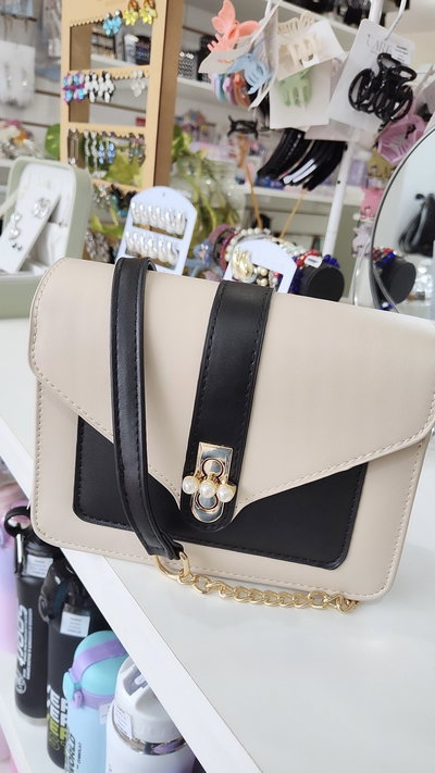 CARTERA COMBINADA BEIGE CIERRE PERLAS