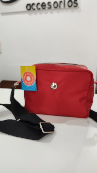 BANDOLERA IMPERMEABLE ROJA
