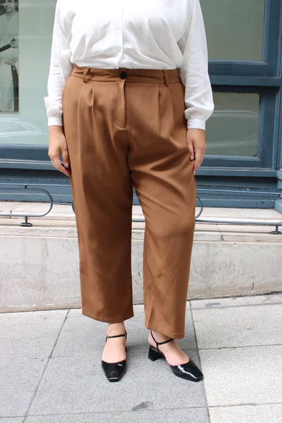Pantalón Con Tablas