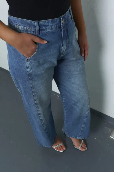  Maxi Wideleg Peonara