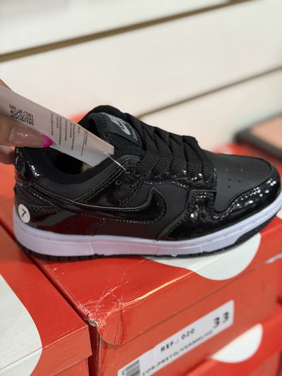 NK SB niños charol  negro - importadas 