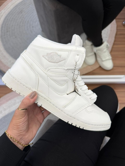 Botitas Jordan total white   IMPORTADAS -