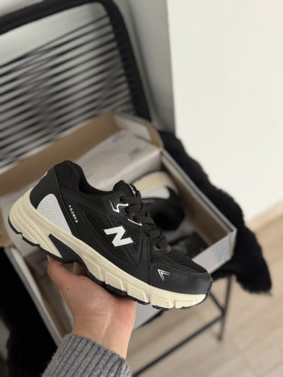 New balance Abzord negro   - importadas 