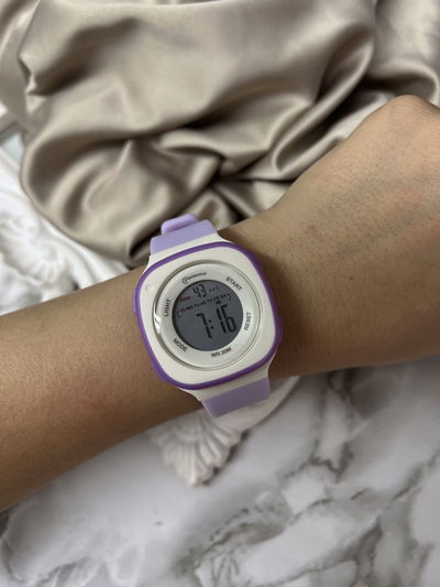 Reloj Ariel Lila SUMERGIBLE