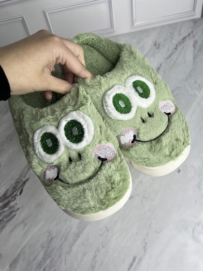 Pantufla Sapo Importada