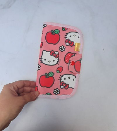 Estuche higiénico Hello Kitty manzana 