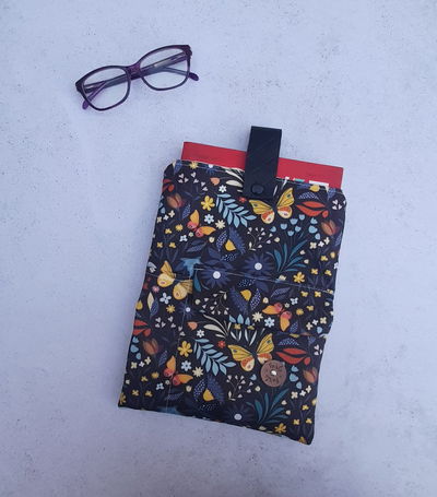 Funda para libros a pedido