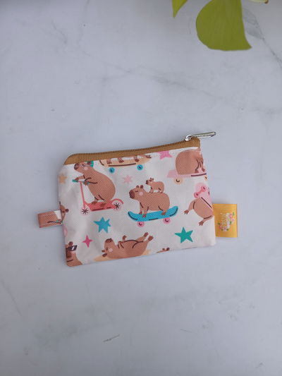Estuche peque capibaras 