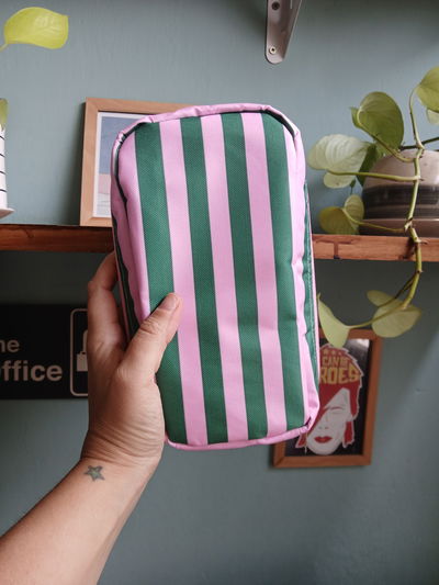 Cartuchera Vertical triple rayas verdes y rosas