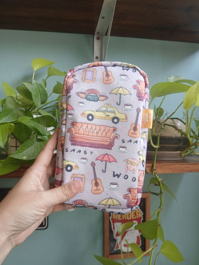 Cartuchera Vertical triple Friends