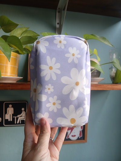 Cartuchera vertical simple margaritas lilas