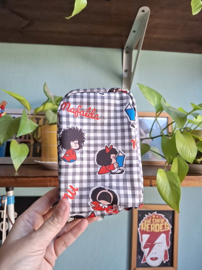 Cartuchera vertical simple Mafalda