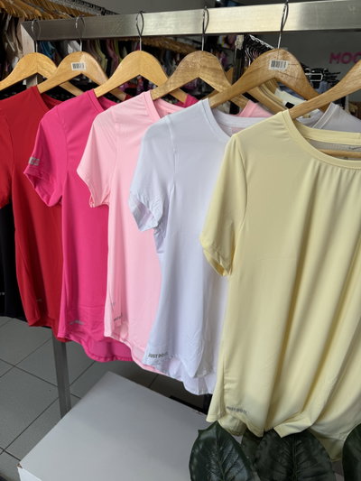 Remera Nike transparencia• talle especial