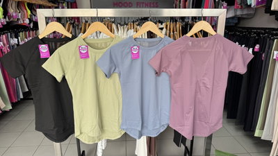 Remera fit- Oslo. Con transparencias