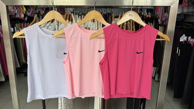 Sudadera crop Nike 