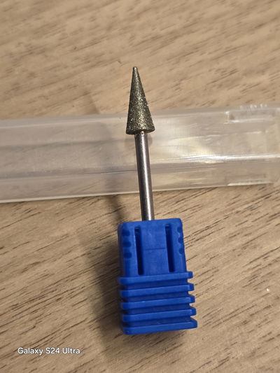 Fresa diamantada Cono