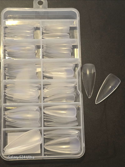 Tips Stilleto por 120 u prelimados