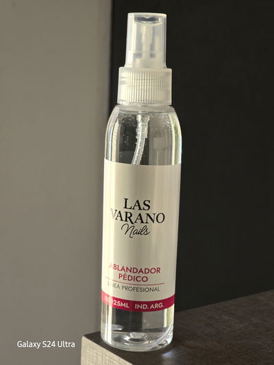 Ablandador Pédico con aspersor  Las Varano 15 ml