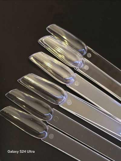 Muestrario Uñero 50 pcs con anillo