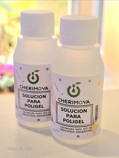 Solución para polygel Cherimoya 120 ml