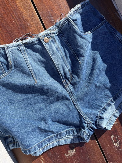 Short gotic
