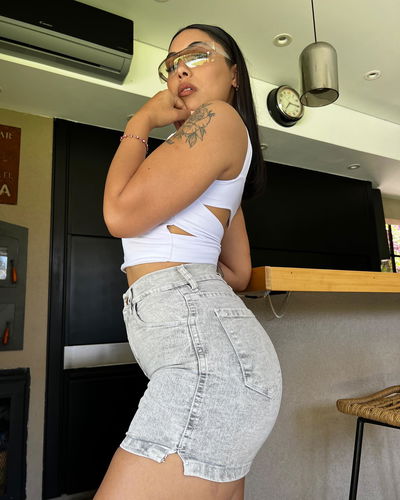 short gray 