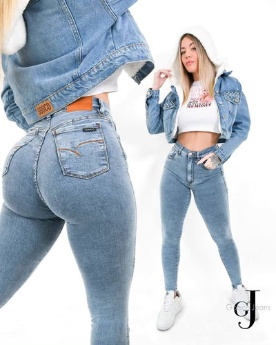 Skinny doll