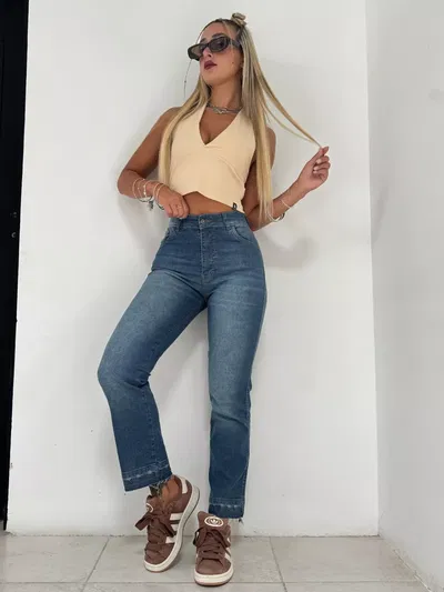 mom crop toxic LASLOCAS