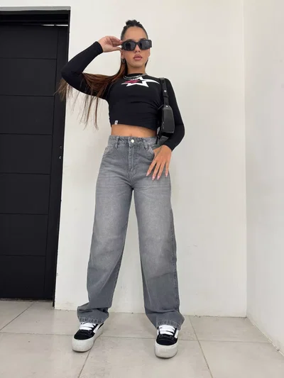 mom madison gray LASLOCAS