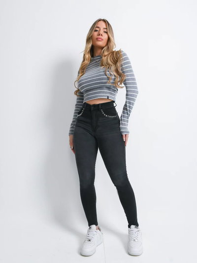 skinny dakota