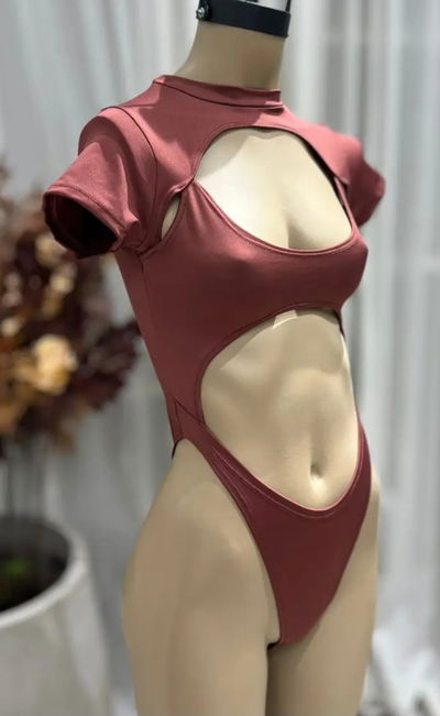 BODY BUSTO TRIPLE RECORTE - MICROFIBRA -