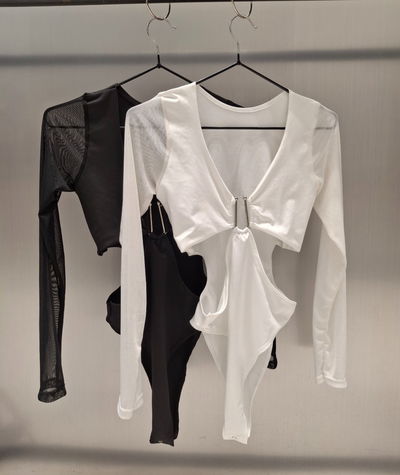 Body tara micro tul con aplique U