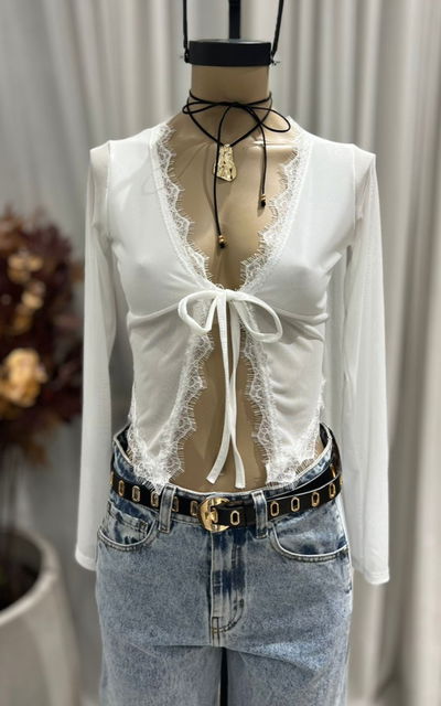 Top escote puntilla micro tul