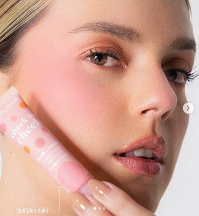 Rubor Líquido Cheek to Cheek – Ruby Rose